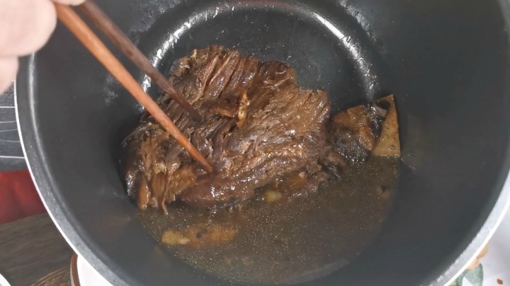 吃酱牛肉讲故事.之我作为玩家影响了游戏进程