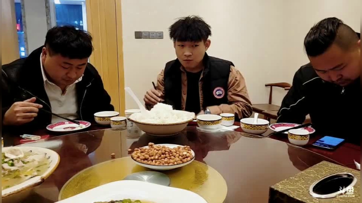 【2021-03-21 20点场】魅力生活i：自驾西藏第四天赶往林芝