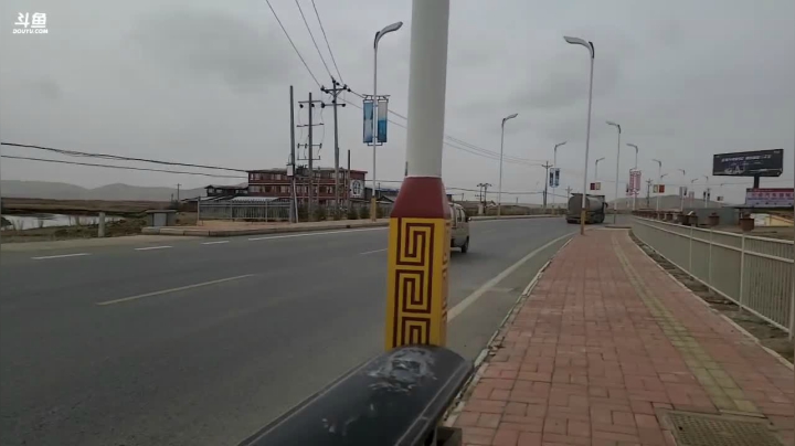 【2021-03-21 14点场】叶子户外：《纪实直播》新疆之旅→若尔盖