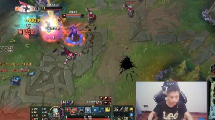 松子：等级跟得上，装备还行，就是战绩不怎么样