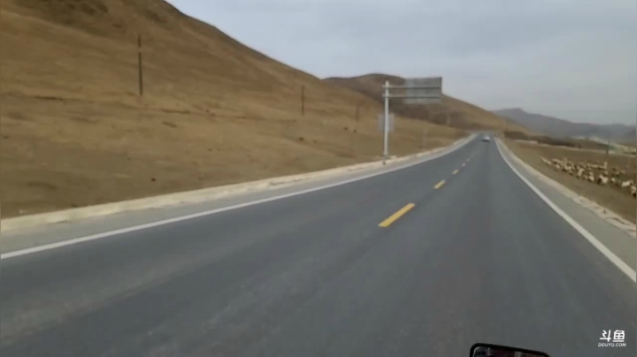 【2021-03-24 16点场】叶子户外：《纪实直播》新疆之旅→穿越洛克之路