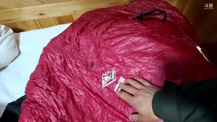 【2021-03-25 22点场】叶子户外：《纪实直播》新疆之旅→穿越洛克之路