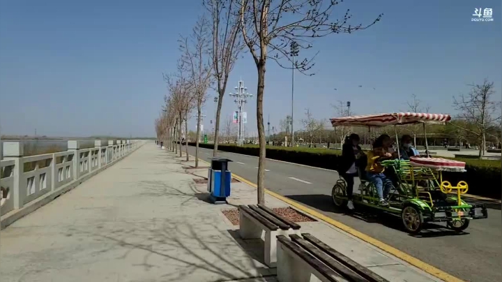 【2021-03-27 13点场】叶子户外：《纪实直播》新疆之旅→穿越洛克之路