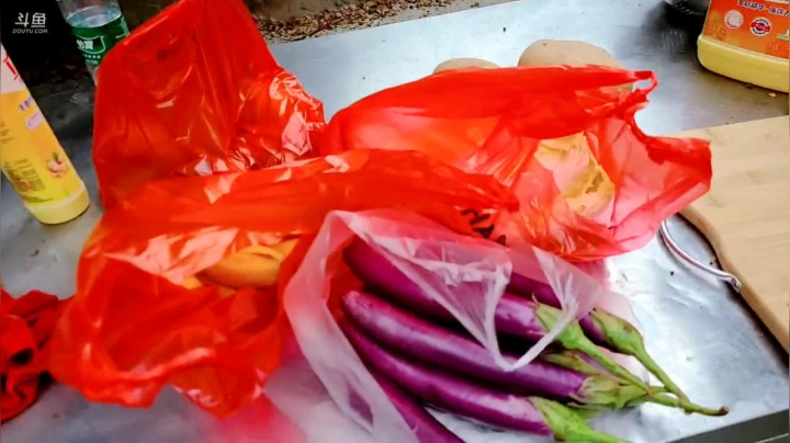 【2021-03-23 11点场】洪湖小肖：海南生活晚上海底