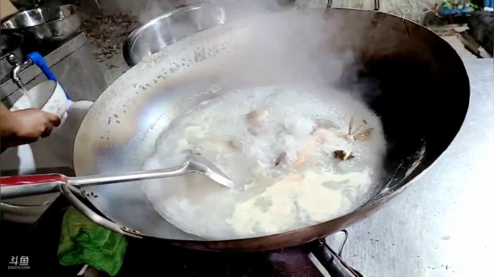 【2021-03-24 00点场】洪湖小肖：海南生活晚上海底