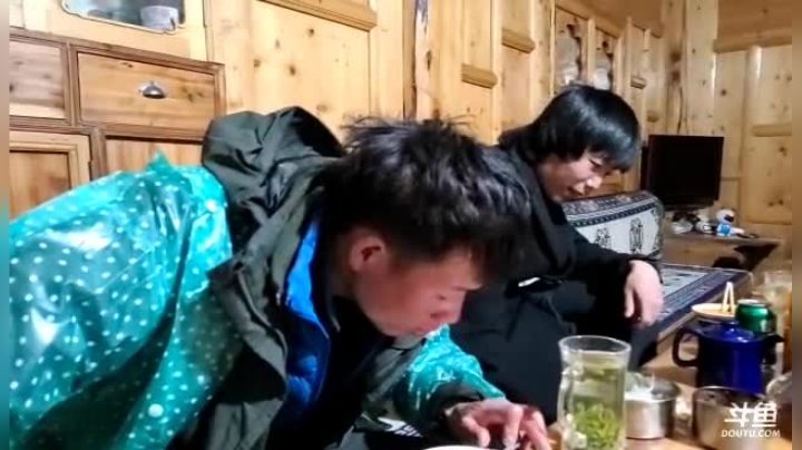 【2021-03-27 23点场】叶子户外：《纪实直播》新疆之旅→穿越洛克之路