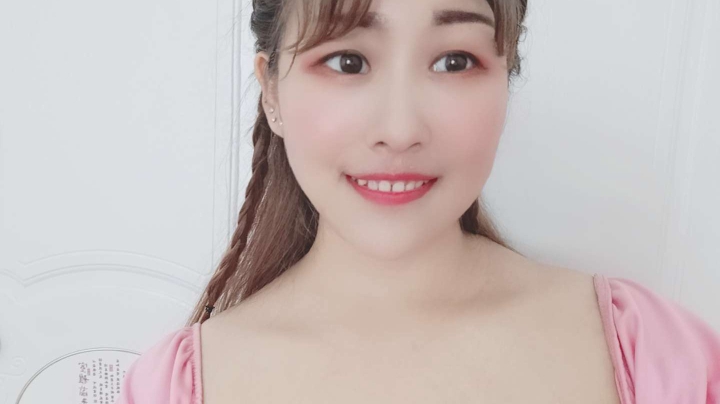 傻妮子自己发烧都不知道  还上一天班
