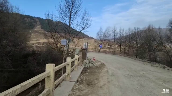 【2021-03-29 07点场】叶子户外：《纪实直播》新疆之旅→穿越洛克之路