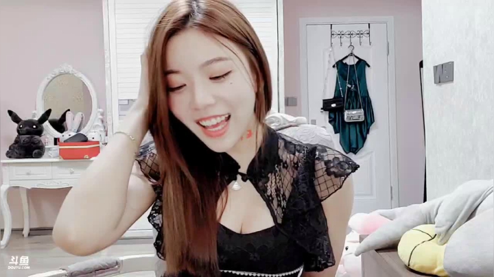 【2021-03-31 19点场】丽亚celiahunne：小姨子： 你若安好 便是晴天