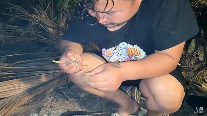 【2021-03-31 19点场】魅力生活i：海岛不带食物跟水24小时直播