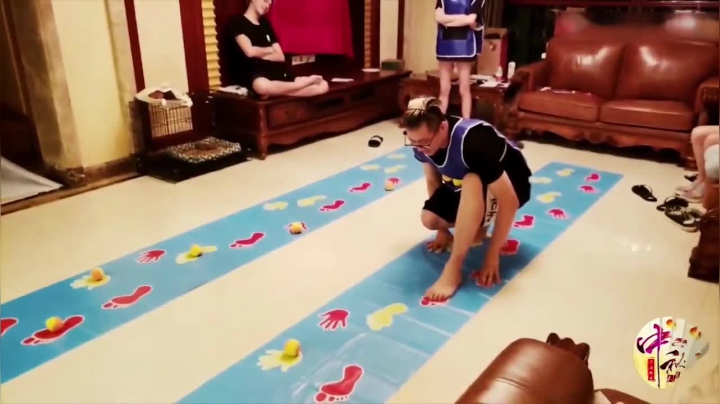我在斗鱼看小鱼小鱼吃虾米直播户外