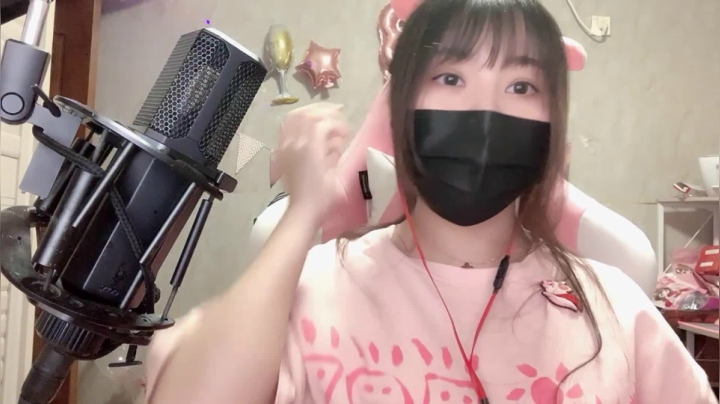 一条小团团2021_04_03直播露脸视频