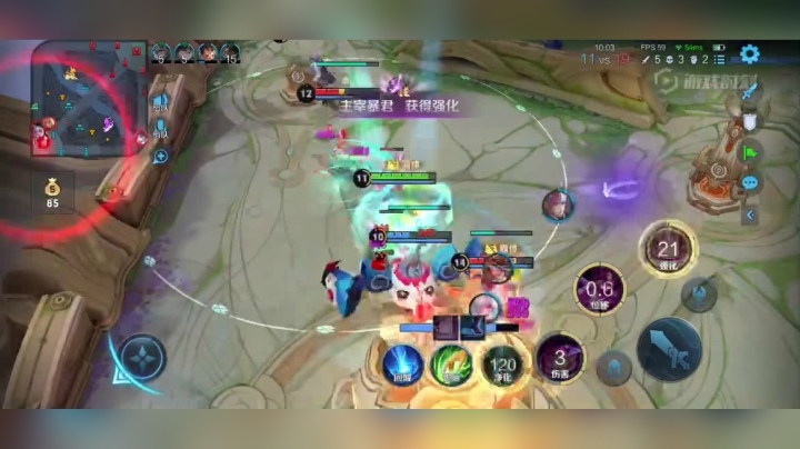 我喜欢貂蝉，因为他可以越塔强杀，飒