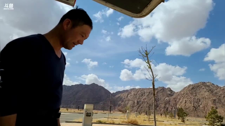 【2021-04-06 13点场】叶子户外：《纪实直播》新疆之旅→青海湖