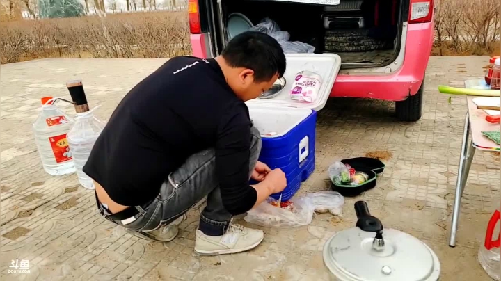 【2021-04-08 14点场】叶子户外：《纪实直播》新疆之旅→茶卡盐湖