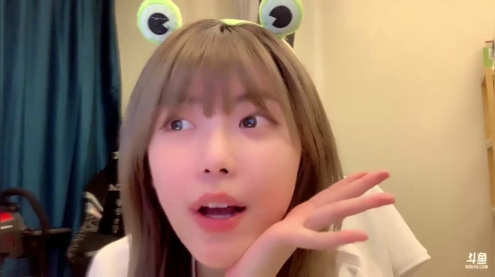 【英雄联盟】不2不叫周淑怡的精彩时刻 20210409 08点场