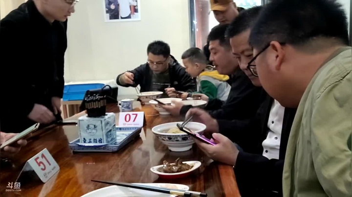 【2021-04-11 11点场】魅力生活i：大家相聚一起