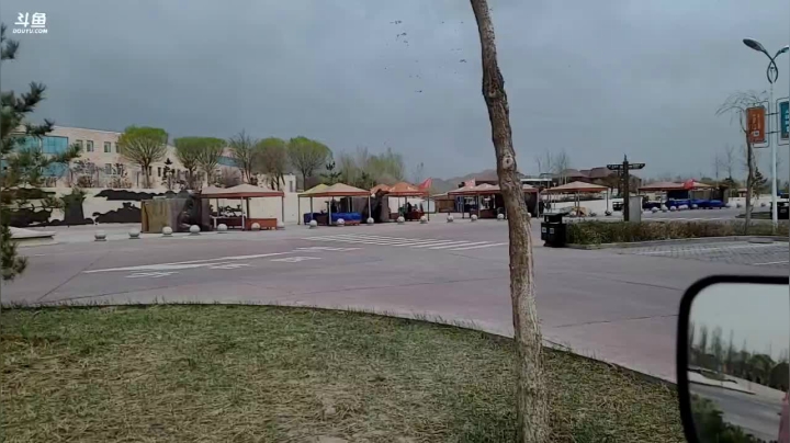 【2021-04-12 18点场】叶子户外：《纪实直播》新疆之旅→七彩丹霞