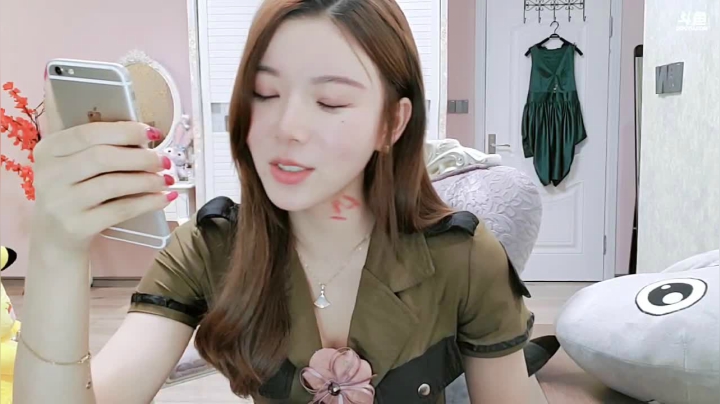 【2021-04-14 21点场】丽亚celiahunne：小姨子： jiayou