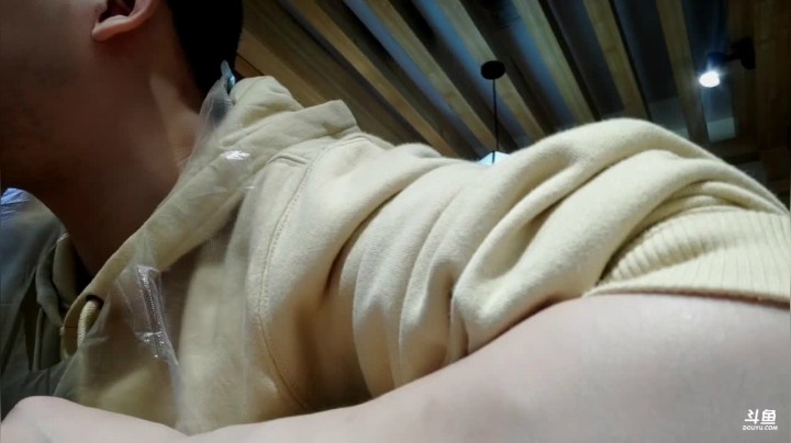 【2021-04-15 19点场】无聊透顶的周扒皮：南京女神吃饭6881241