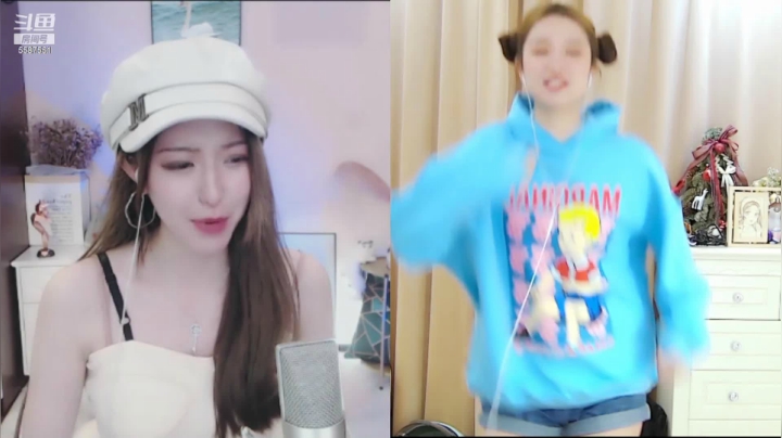 【2021-04-15 23点场】小肉球阿：爱笑的女孩运气不会差~