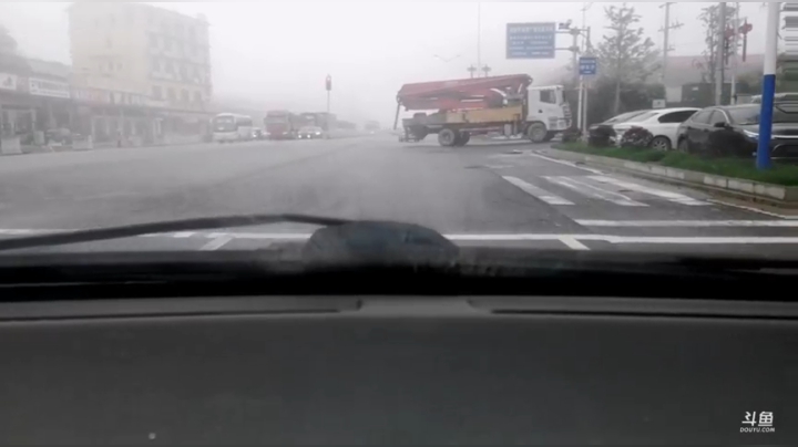 户外打野收地笼