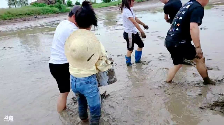 【2021-04-19 12点场】洪湖小肖：第5年，快乐继续！