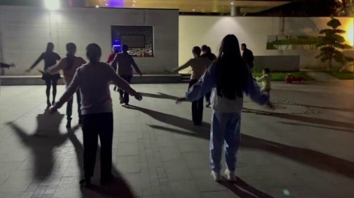 不更新的原因是我来武汉跟广场阿姨跳舞了