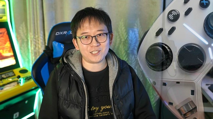 北通阿修罗3游戏手柄尝鲜感受，7档摇杆灵敏度调节很酷炫