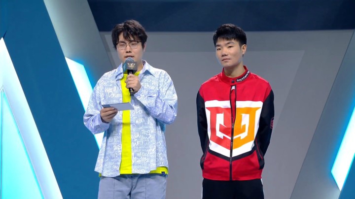 【赛后采访】Q9.子墨：回顾昨天比赛有遗憾也有收获，心态好很多了