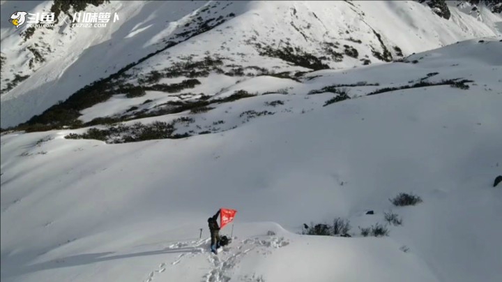 《登山者》荆棘雪山5200