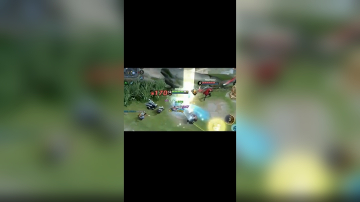 一个把雅典娜玩成露娜的人。#王者荣耀
