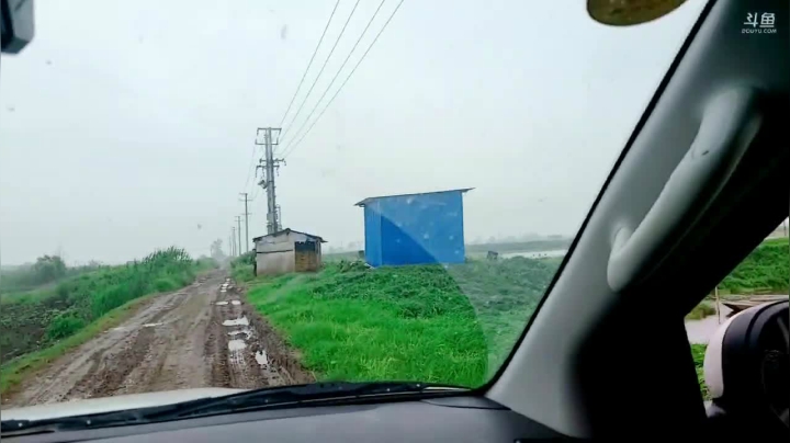 【2021-04-21 12点场】洪湖小肖：看看他们荒岛晚点上线