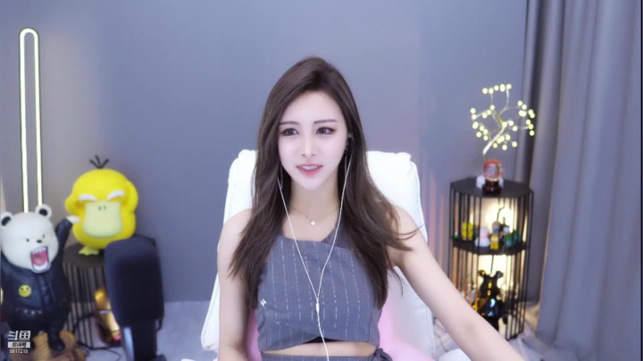 【2021-04-22 09点场】李哥儿DoubleLee：要相信光啊 5517219