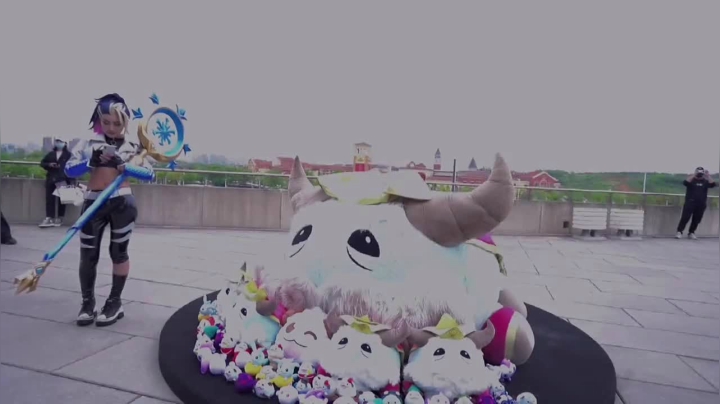 正片来啦！这次在武汉春决现场和大家玩的很开心！也恭喜RNG夺得春季赛冠军！