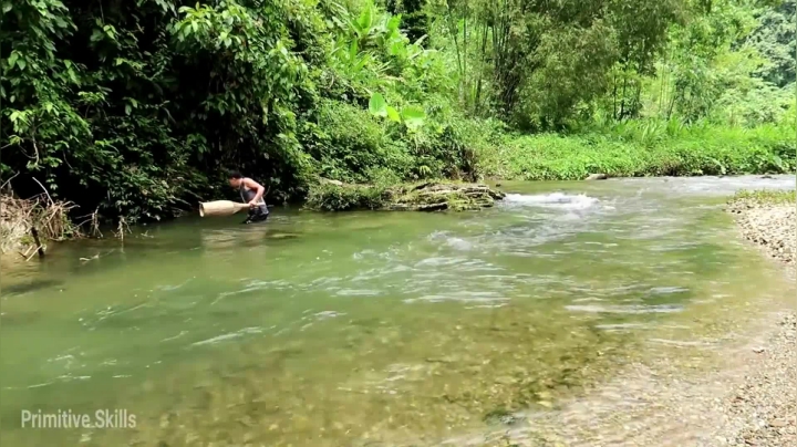 第二季1080P E25抓鱼【真人我的世界-空手发展-单人炼铁】