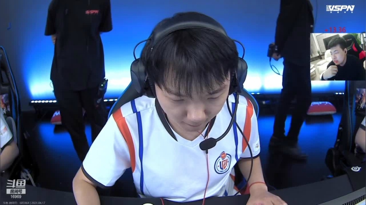 【2021-04-17 19点场】Wn99吴南：观看精彩决赛，