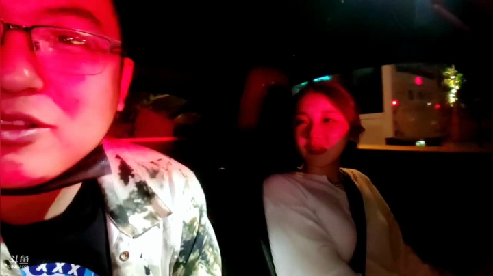 【2021-04-27 18点场】火力堂主：和张姐播个美食！