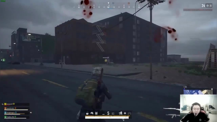 我在斗鱼看即将拥有人鱼线的PDD直播英雄联盟