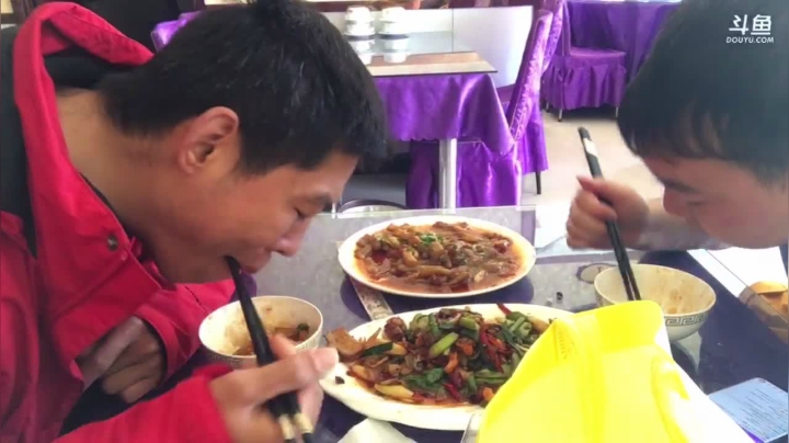 【2021-04-28 13点场】叶子户外：《纪实直播》新疆之旅→青海茫崖峰翡翠湖