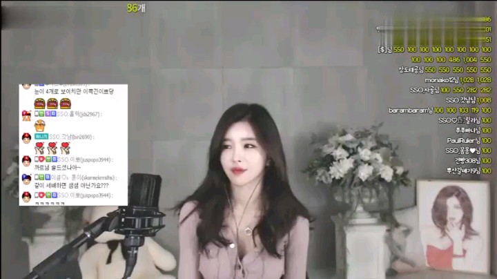 韩国女主播尹素婉的卖萌，心都化了