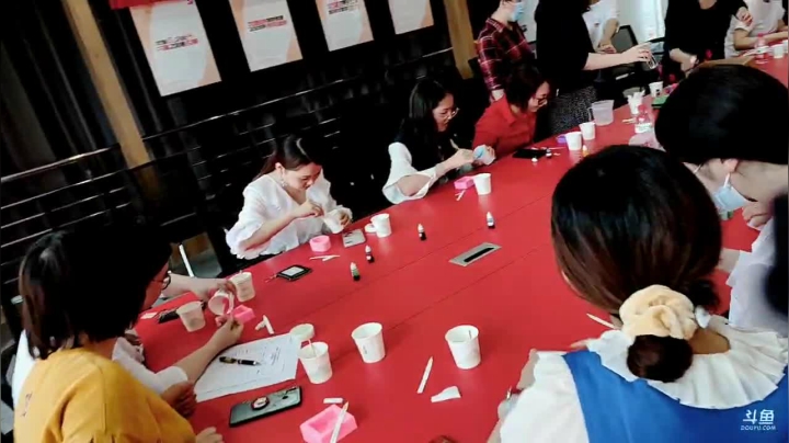 【2021-04-30 12点场】武汉妇女之家服务比拼：武汉妇女之家服务大比拼 7197277