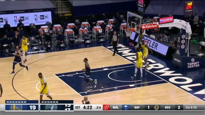 拉塞尔上篮+三分连续得分