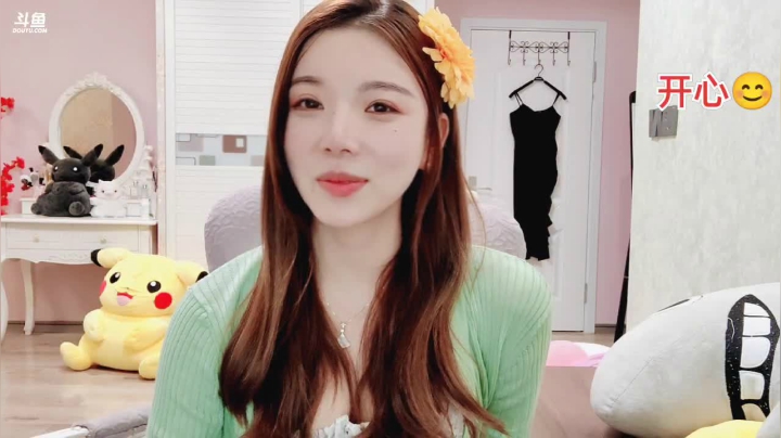 【2021-05-02 20点场】丽亚celiahunne：小姨子： 节日快乐