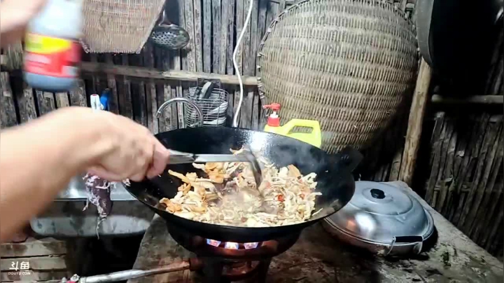 【2021-05-03 21点场】川味箩卜：《荒野厨神》之南京盐水鸭
