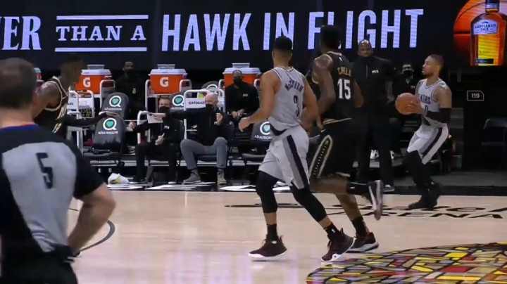 利拉德单节15分