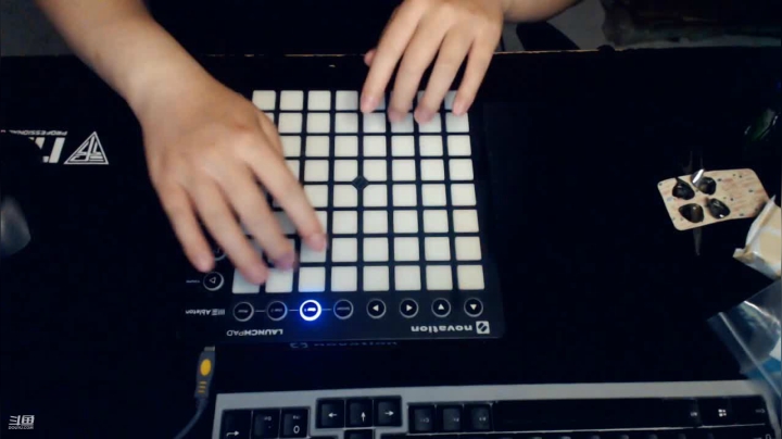 【2021-05-05 23点场】亡命快递龙龙龙：敬业主播，晚上继续连麦！