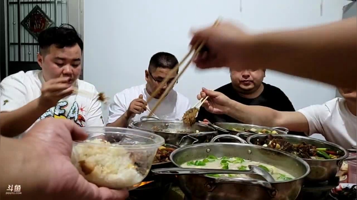 【2021-05-08 20点场】魅力生活i：恭喜颠颠喜的贵子