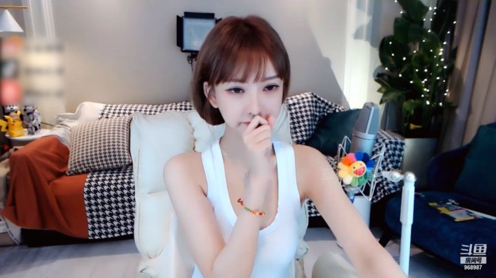 南妹儿呀：爱你哟