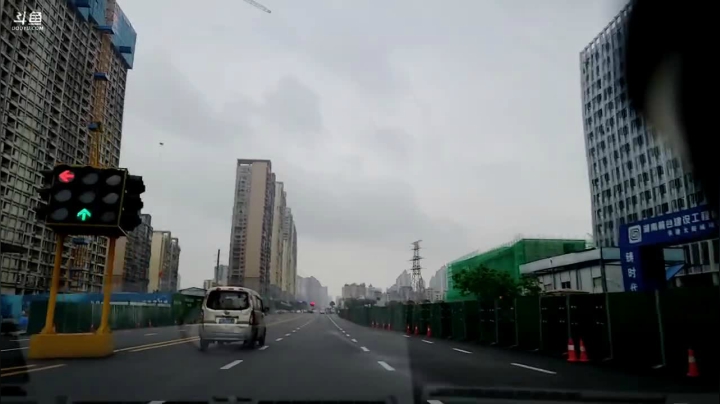 【2021-05-11 13点场】蓝战非OvO：去看兰博基尼新车展